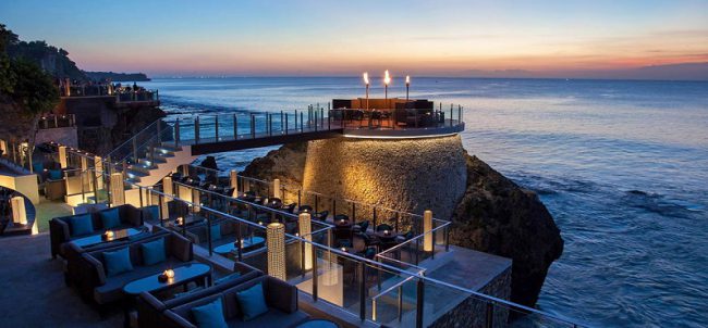 Private Dinner Romantis Bali, Nikmati Honeymoon Spesial - Paket