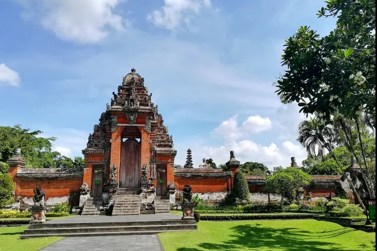 biaya liburan ke bali