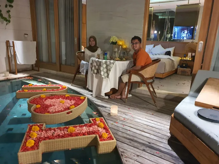 Honeymoon Villa Romantic Dinner Bali