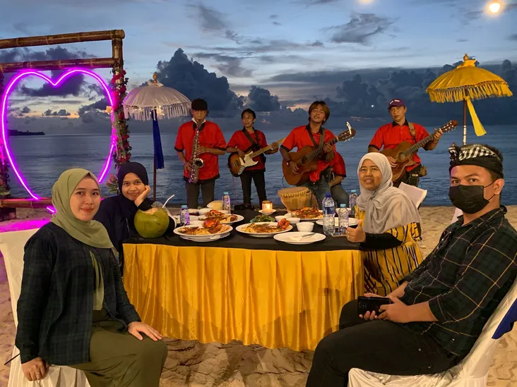 Jimbaran Beach Bali 5