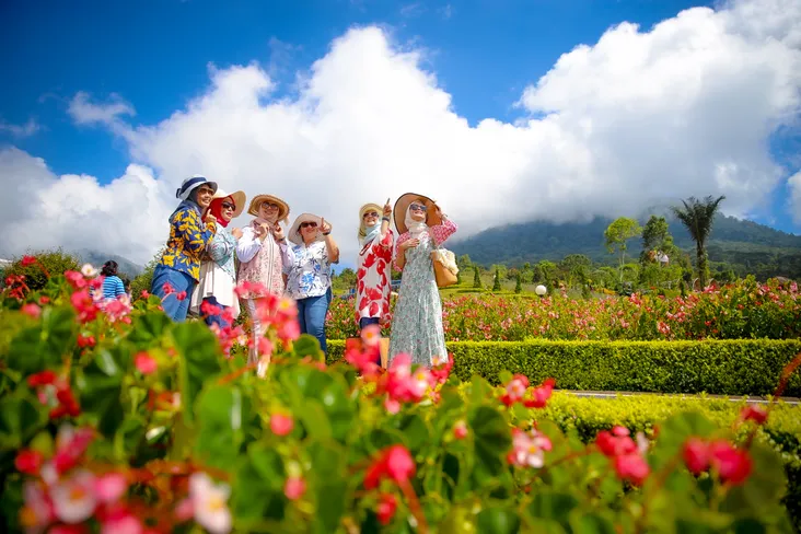 Kebun Raya Bedugul Rombongan Bunga 3