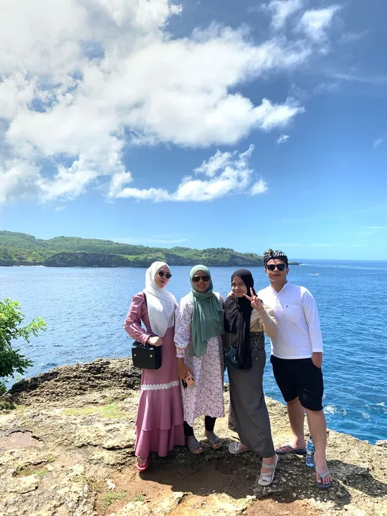 Nusa Penida Cliff Viewpoint Group