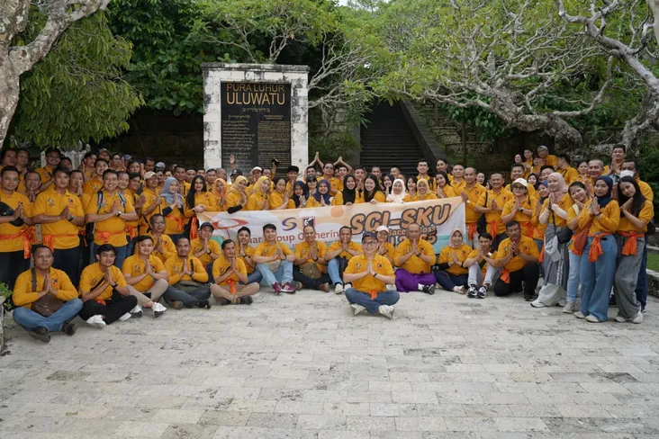 Pura Luhur Uluwatu Bali X4