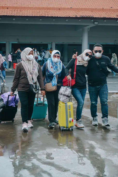 Rombongan Tiba Bandara Bali 8